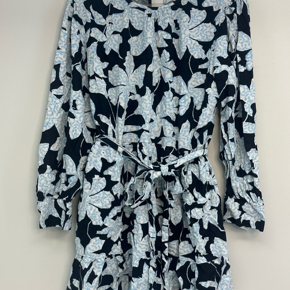Who What Wear Black and Blue Floral Dress size large pockets long sleeve linen
